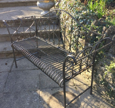 Fleur-de-Lyon Bench