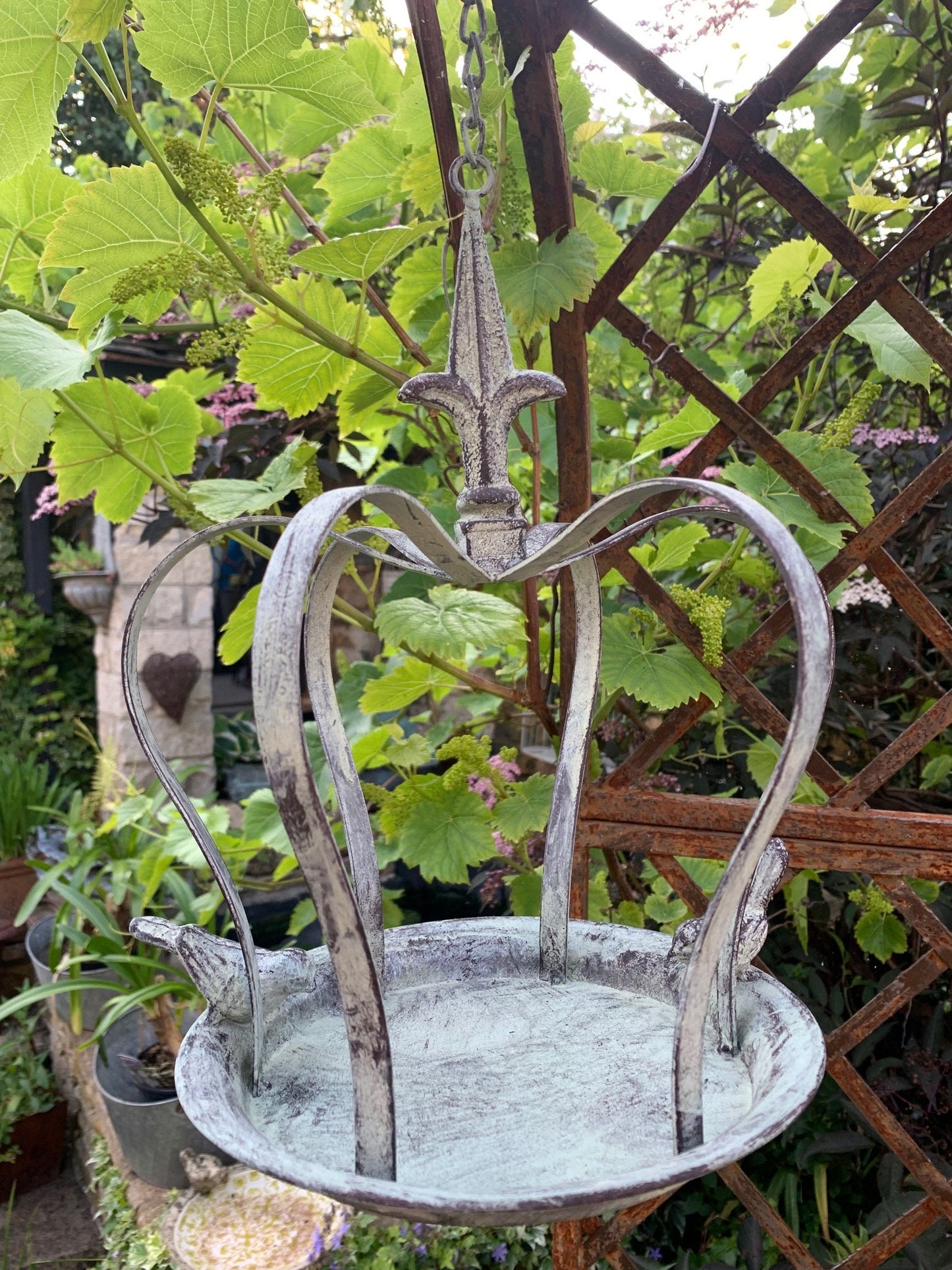Crown Bird Feeder