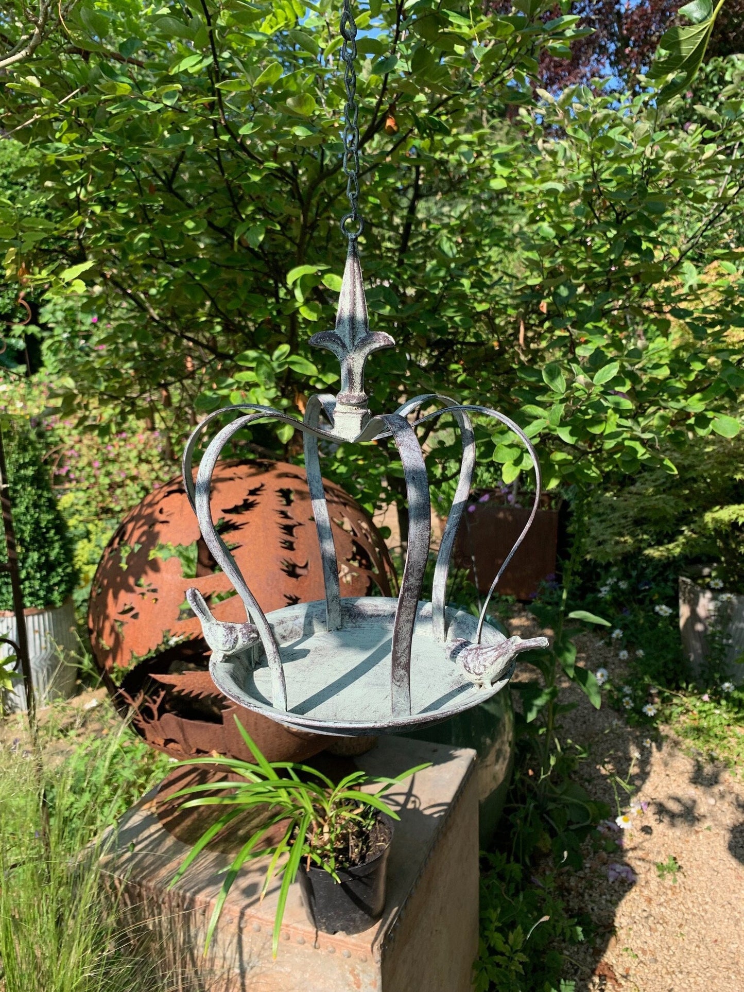 Crown Bird Feeder
