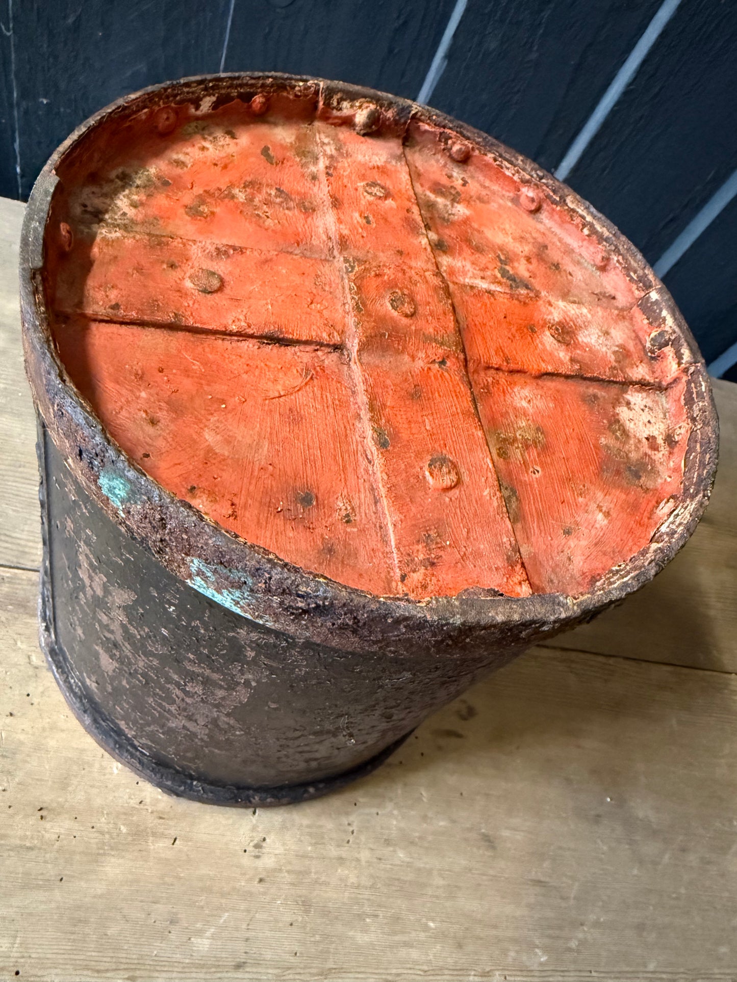 Vintage Cast Iron Pot