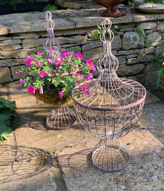 Trophy Shaped Caged Planter